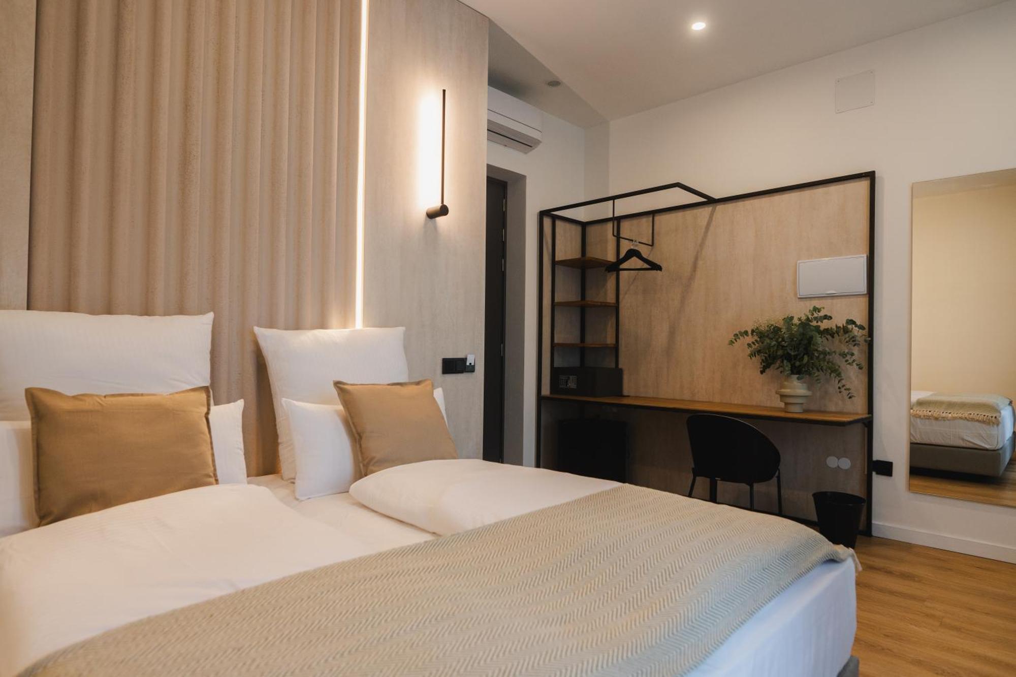 Casa Cuatro Boutique Hotel - Adults Recommended Novo Sancti Petri Exterior photo